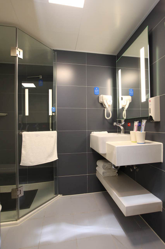 Bathroom, Liyuanxin Hotel (Nanjing Jiangning Binjiang Development Zone), Nanjing