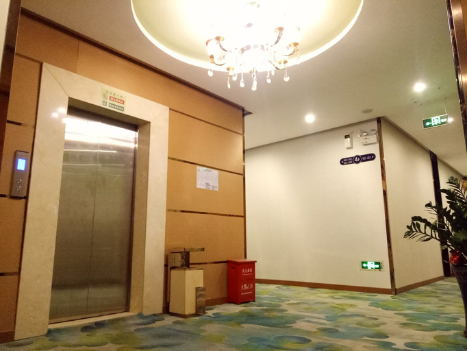 Others 5, Four Seasons Hotel (Gongming Square Metro Station Daqili Branch), Shenzhen