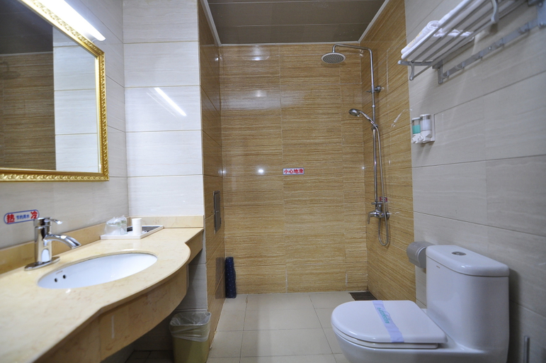 Bathroom 3, Songming Zhongheng Business Hotel, Kunming