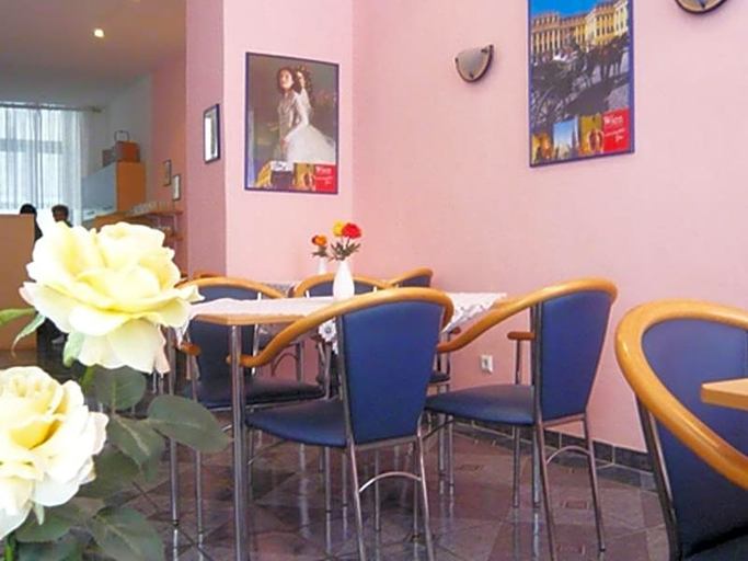 Food & Drinks 5, Hotel Pension Arpi, Wien