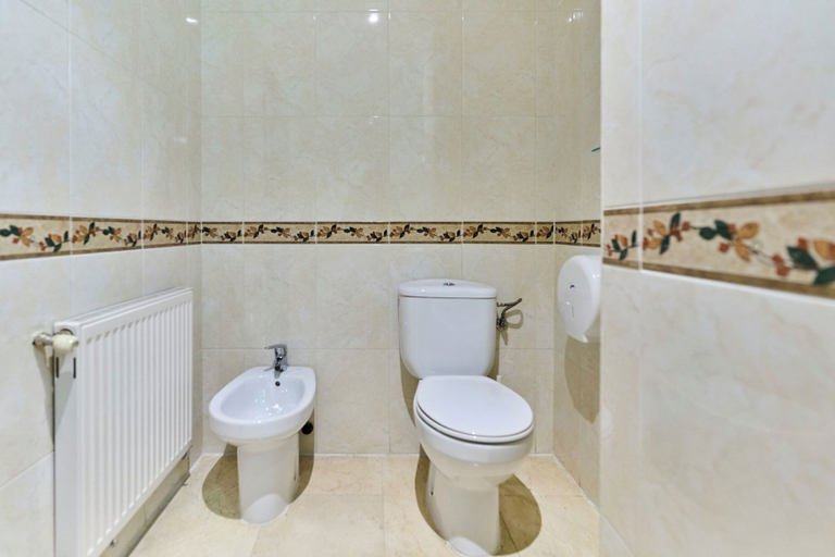 Bathroom 4, Hotel Villamayor by gaiarooms, Salamanca
