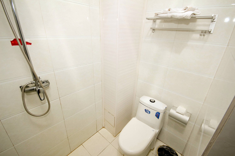 Bathroom, Xi'an Summer Express Hotel, Xi'an
