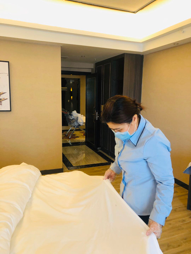 Bedroom 2, Xinhua Chanoyang Hotel, Loudi
