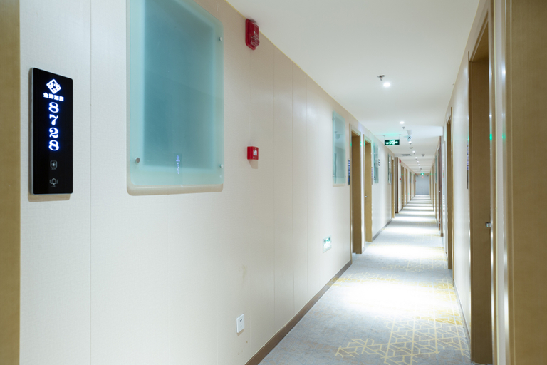 Others 5, JinTao Hotel, Beijing