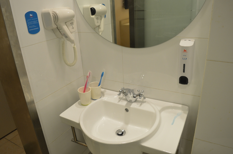 Bathroom 4, Hanting Hotel Shijiazhuang Huitong Road, Shijiazhuang