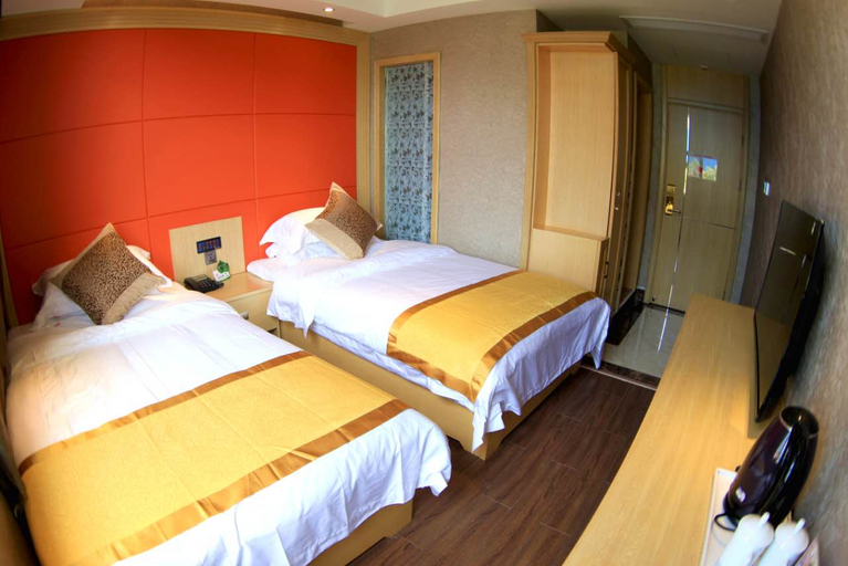 Bedroom 4, Yunxi Changhong Hotel (Qixi Square, Yunxi Bus Station), Shiyan