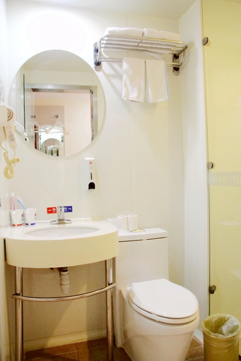 Bathroom 4, Hanting Hotel Qingdao Licang Wanda, Qingdao