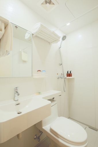 Bathroom 3, JinTao Hotel, Beijing