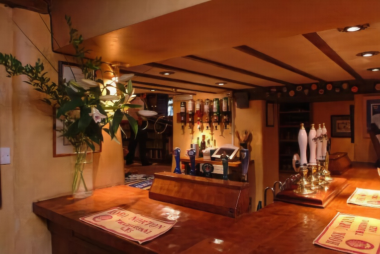 Food & Drinks, The Green Dragon Inn, Gloucestershire