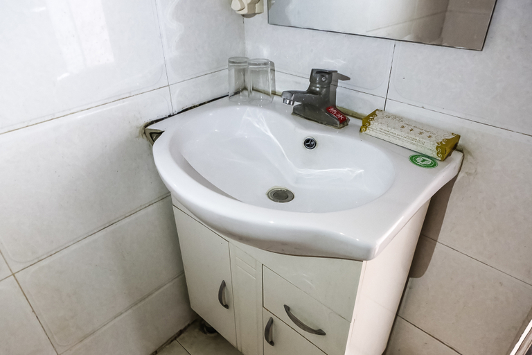 Bathroom, Zhucheng Hotel, Tianjin