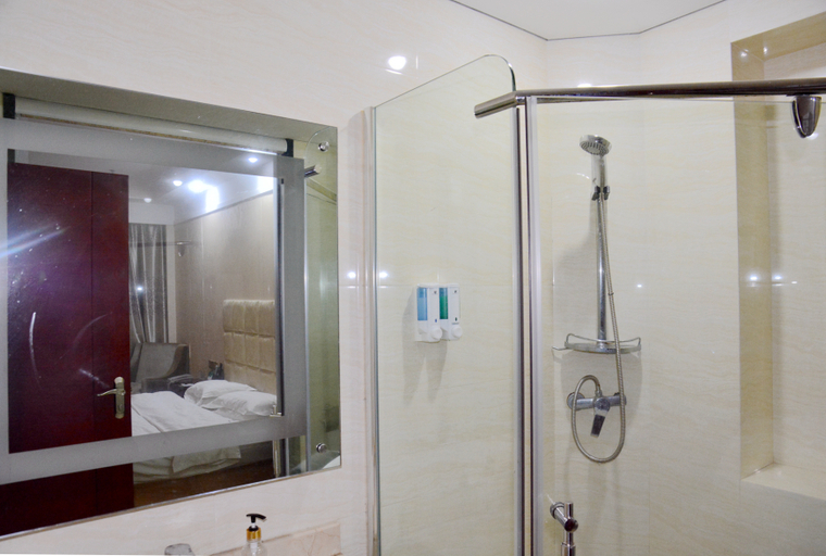 Bathroom 2, Xintaihe Hotel, Zhangzhou