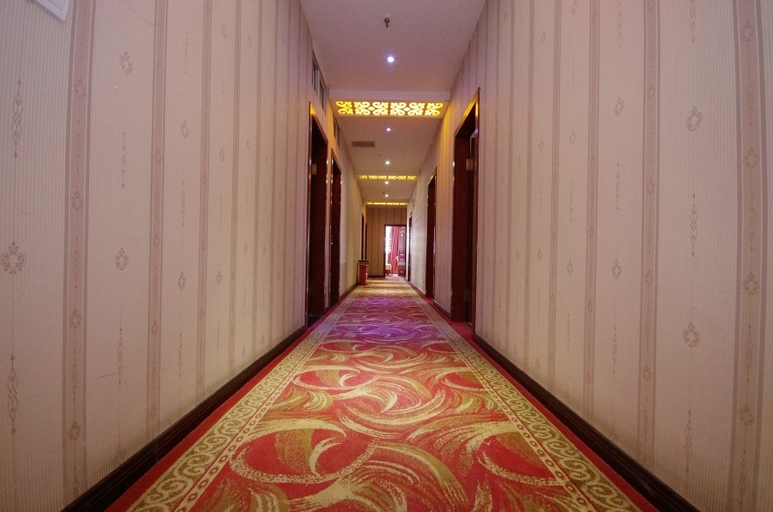 Others 4, Xianyuan Business Inn, Yibin