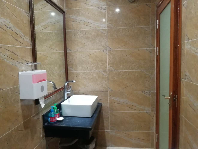 Bathroom, Yangguang Boutique Hotel, Yulin