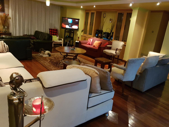 Public Area, Spurwing Guest House, Langata