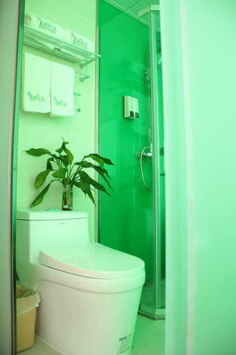 Bathroom, Vatica Jinghai Bus Station Home World Shopping Plaza, Tianjin