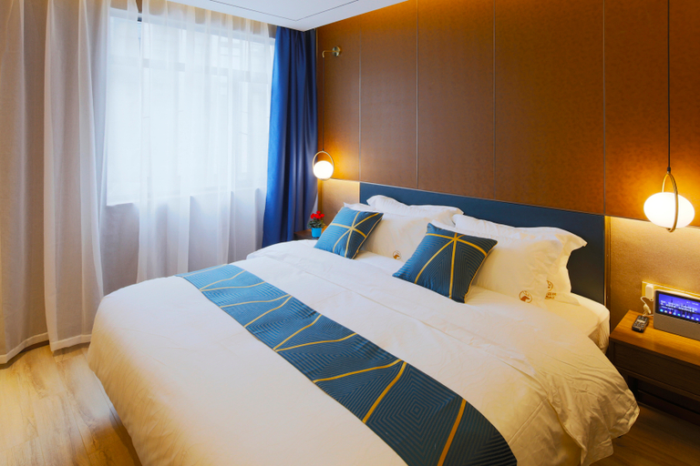 Bedroom, yunshangsenlin Hotel (Shanghai Chenghuangmiao Xiaonanmen Subway Station), Shanghai