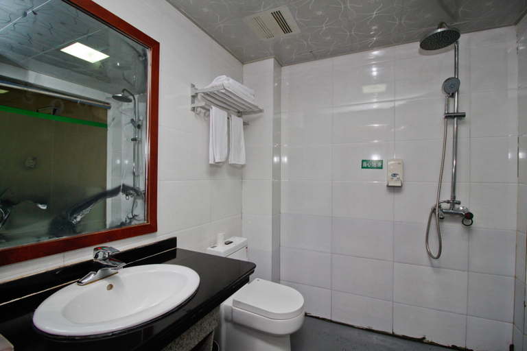 Bathroom 5, Jinzhai Holiday Business Hotel, Lu'an