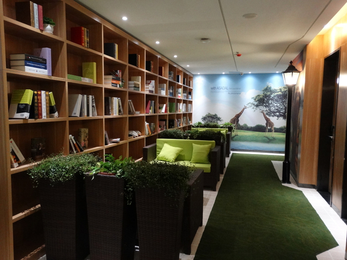 Others 3, Wonderland Hotel, Nanyang