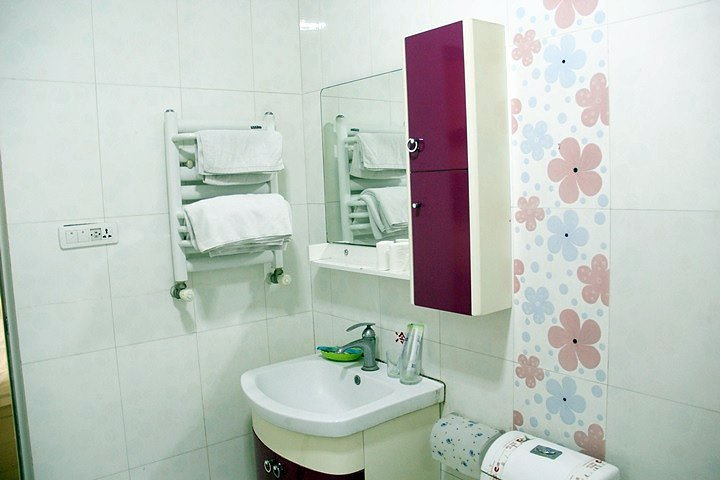 Bathroom 4, Leju Hotel, Jiaozuo