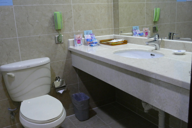 Bathroom 5, Kunshan Yuxing Hotel, Suzhou