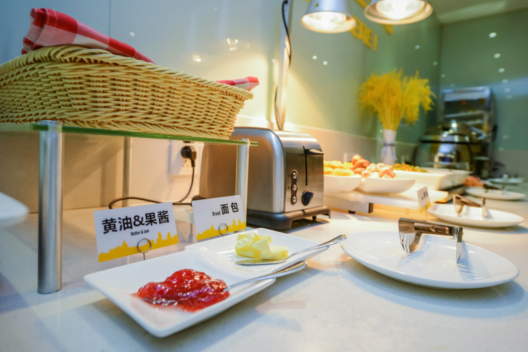 Food & Drinks, Pebble Motel, Yangzhou