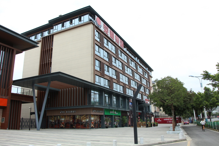 Exterior & Views 1, Comfort Hotel, Guilin