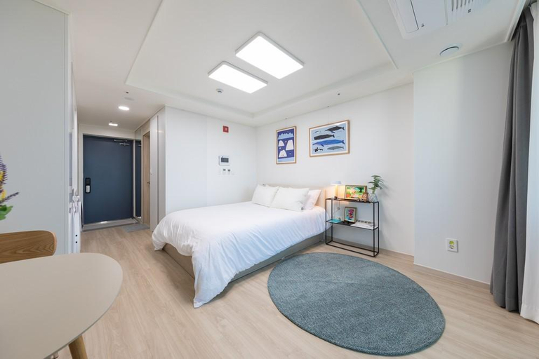 Bedroom 1, Sokcho Summitbay Oceanview 609, Goseong