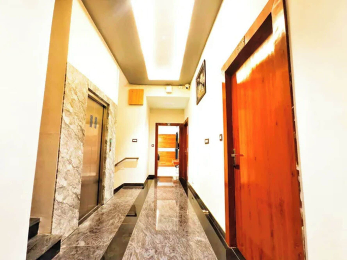 Lobby 2, Fabhotel The Crystal, Udaipur