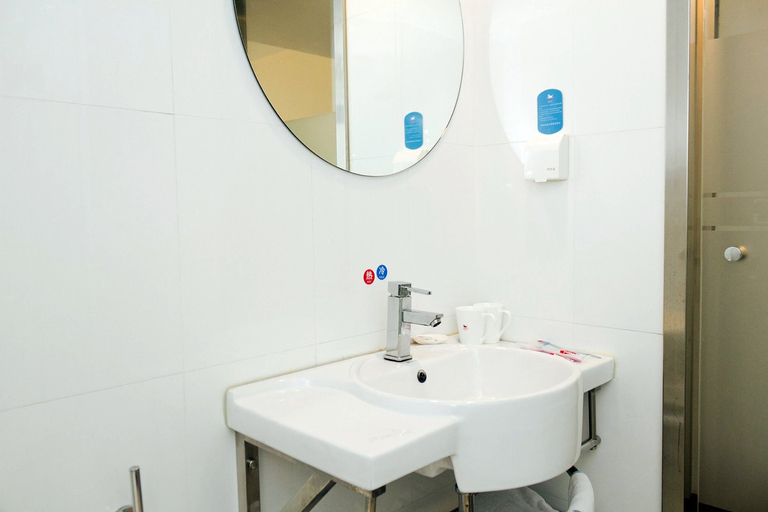 Bathroom 4, Hanting Hotel (Hangzhou XiXi), Hangzhou