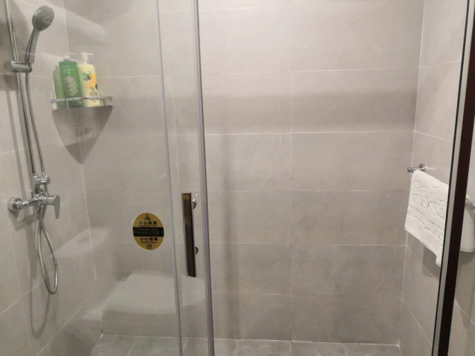 Bathroom 3, Huaxia Hotel, Handan