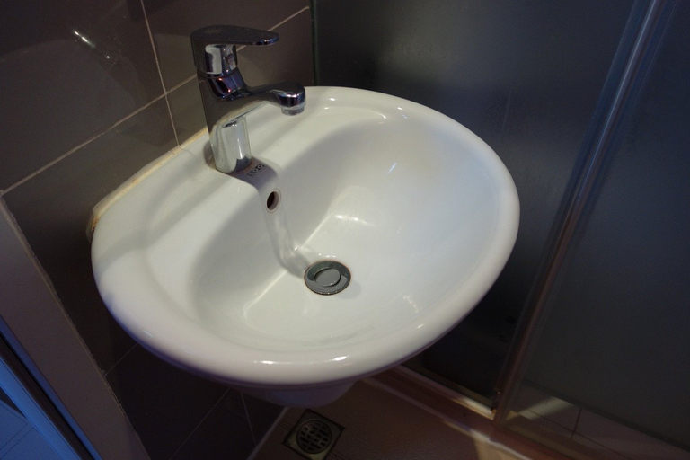 Bathroom 4, 100 Inn (Shanghai Pudong Jinqiao), Shanghai