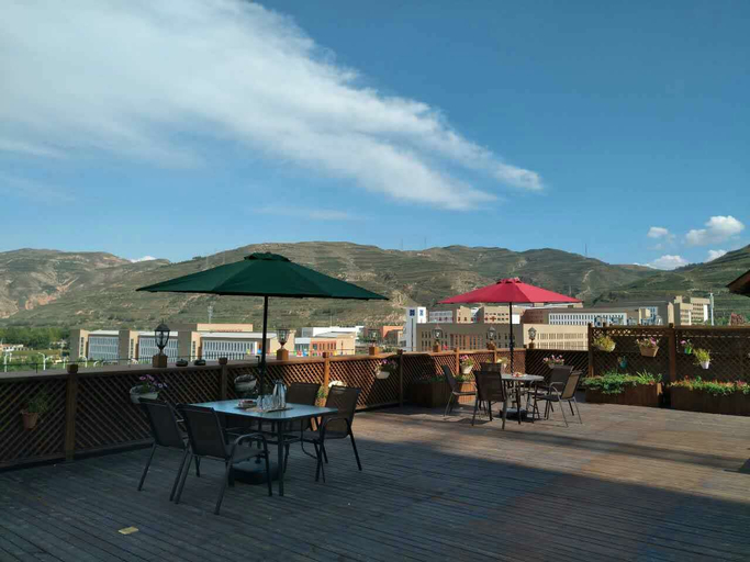 Food & Drinks 4, HanTing Hotel (Xining Fengqing Road Convention Center), Xining