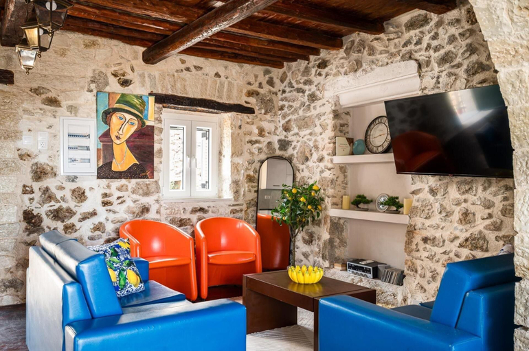 Living area 5, Art House Seaview & Jacuzzi Spartylas Sleeps 4, Ionian Islands