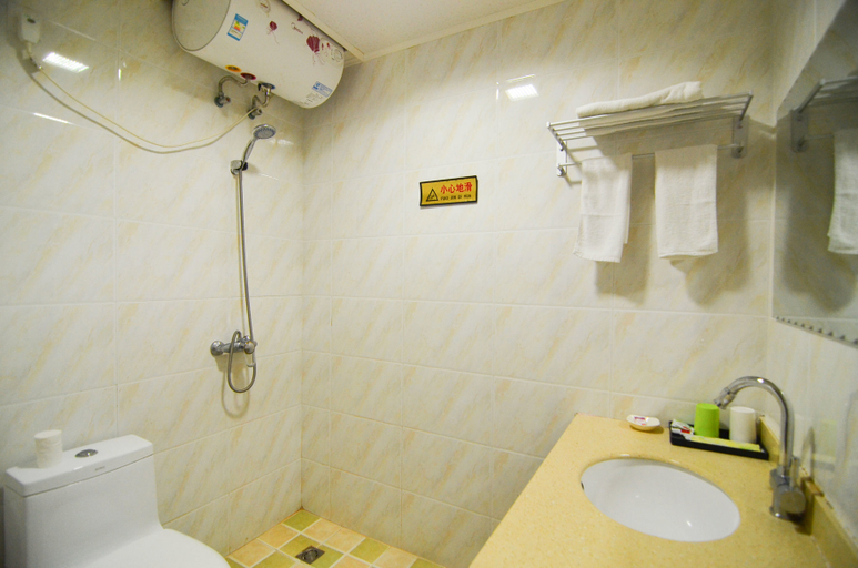 Bathroom 2, Zhongnan Business Hotel, Dalian