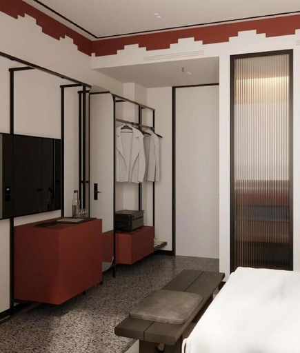 Room 4, Bazaar Hotel, Tiranës
