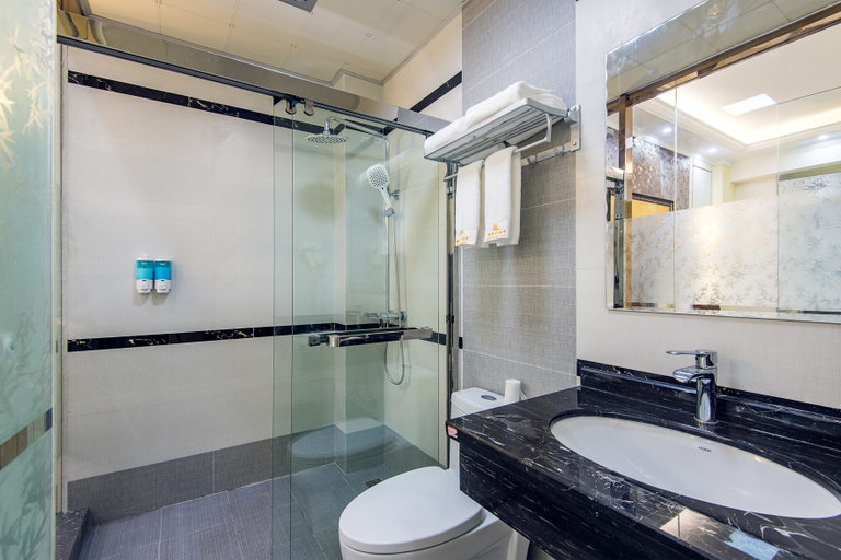 Bathroom, Flower Bay Dingxiang Pavilion Hote, Chengdu