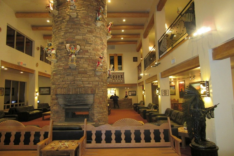 Others 4, The View Hotel, Navajo