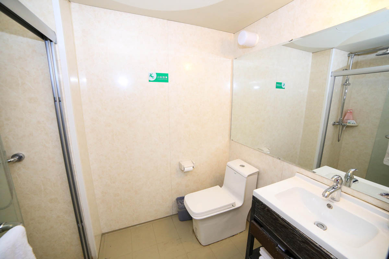 Bathroom 2, Shengjing Yijia Hotel (Xiangyang Railway Station People's Square Branch), Xiangfan