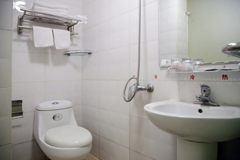 Bathroom 3, TongTai Preferred Hotel, Shanghai
