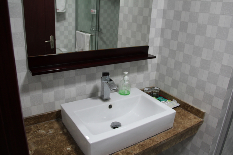 Bathroom, Taihu Jinting Hotel, Suzhou