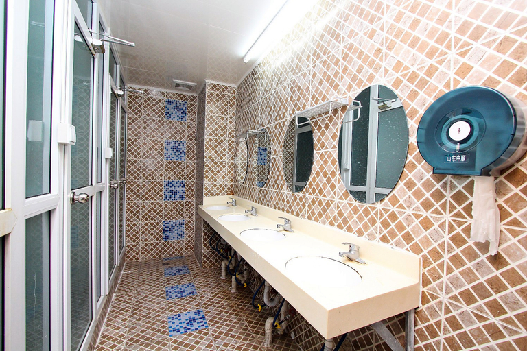 Bathroom 2, Residential quarters in Yinqi mountain, Qingdao, Qingdao