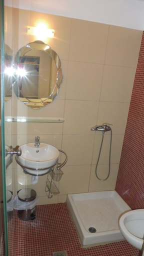 Bathroom 5, Klio Apartments and Studios, Central Macedonia