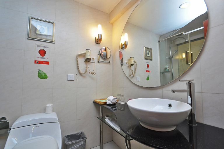 Bathroom 4, Fenghua Hotel, Ningbo