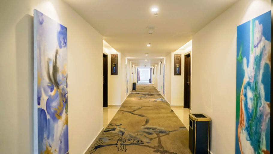 Others 4, Jing Hua Hotel, Hainan
