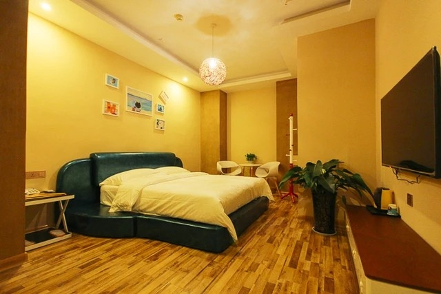 Others 4, Mei Hotel (Zhengzhou Erqi Square Subway Station), Zhengzhou