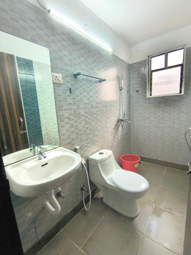 Bathroom 3, Calangute Apartments, North Goa