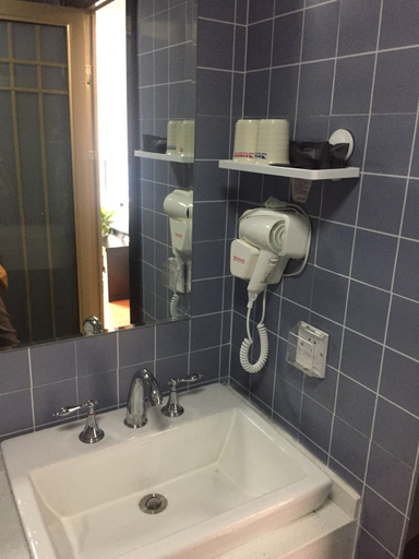 Bathroom 3, Du Shi 118 (Binzhou binyi Affiliated Hospital), Binzhou