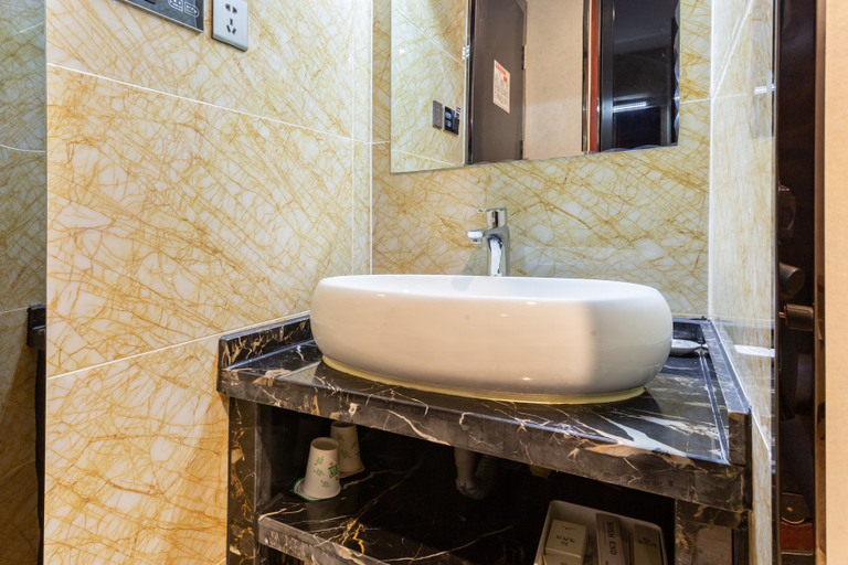 Bathroom 3, Karamay New Hotel, Karamay