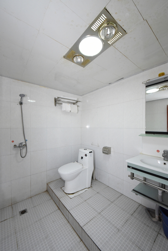 Bathroom 5, Shuangyong Hotel, Changsha