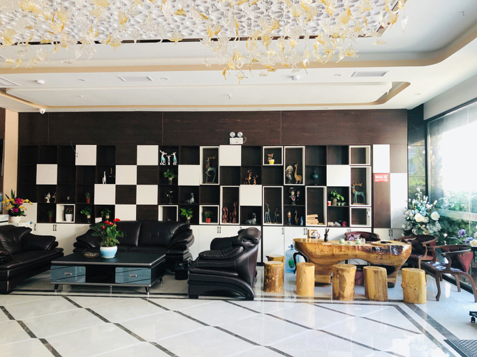 Others 3, Sijiake Hotel, Qianxinan Buyei and Miao